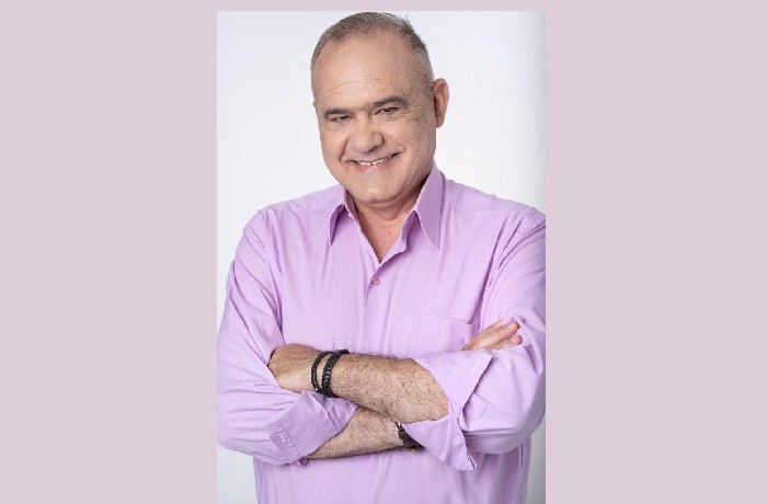 "Δεν γράφουμε ποίηση για τον εαυτό μας μόνο , γράφουμε και για τους άλλους!" - Συνέντευξη με τον ποιητή Αντώνη Ζαΐρη