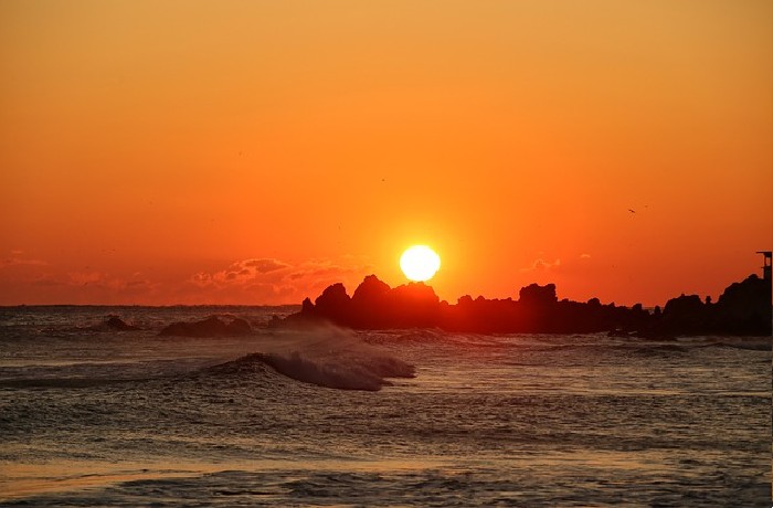 Μια ανατολή σε ψαρολέπι - ΓΟΥΑΛΑΣ ΣΤΙΒΕΝΣ