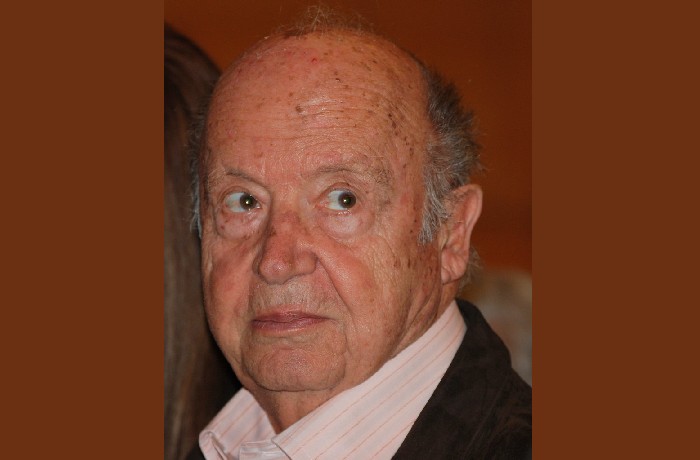 Έξι τραγούδια του Μίμη Πλέσσα για το φεγγάρι