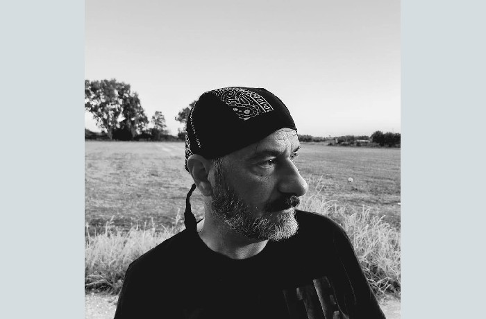 Περίανδρος Παπανικολάου: Ο ποιητής του επάρατου μόχθου-  γράφει ο Η.Π