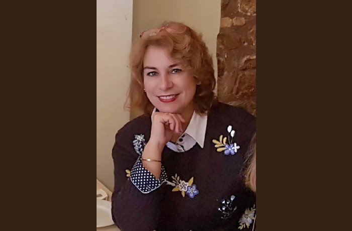 Έντεκα ποιήματα της Χρυσάνθης Πολύζου