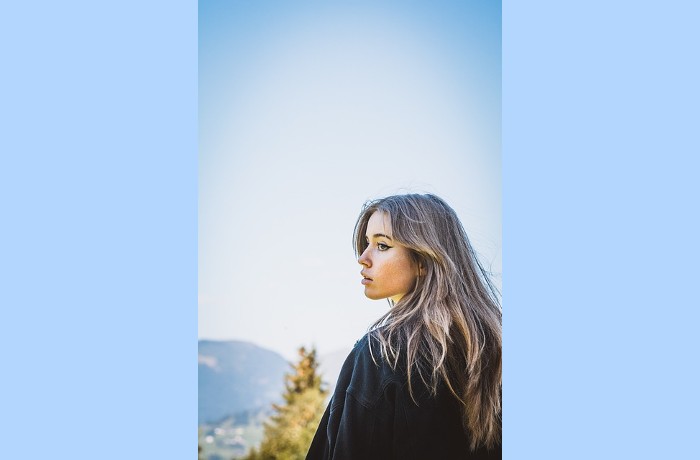 Just a Teenager - ΣΤΕΛΛΑ ΜΠΕΛΟΥΛΗ