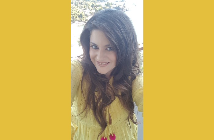 Οκτώ ποιήματα της Αντζελίνας Αβράμογλου