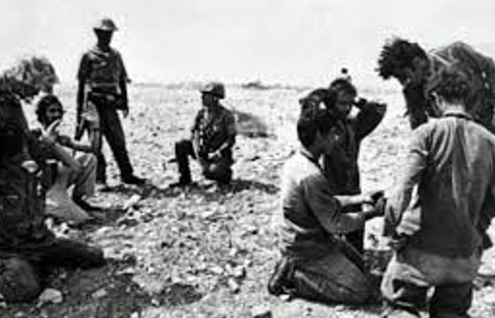 1974, Άσβεστες μνήμες-ΧΡΙΣΤΙΑΝΑ ΚΑΜΕΝΟΥ