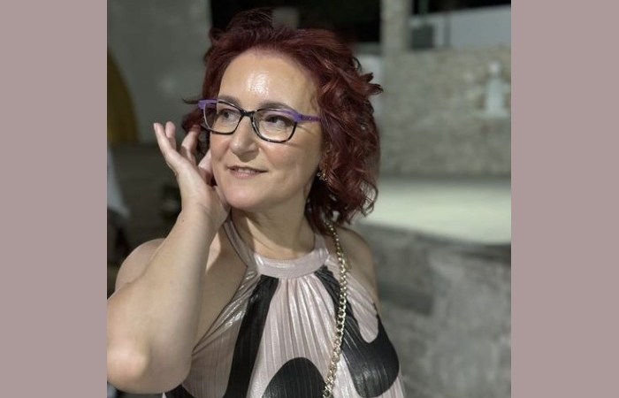 Έξι ποιήματα της Τσαμπίκας Χατζηνικόλα 
