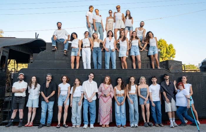 Αναλυτικό πρόγραμμα και φωτογραφίες για το 6ο Φεστιβάλ Σύγχρονου Χορού "Compartments Dance Project" στην Αμαξοστοιχία-Θέατρο το Τρένο στο Ρουφ, 21/09 - 05/10