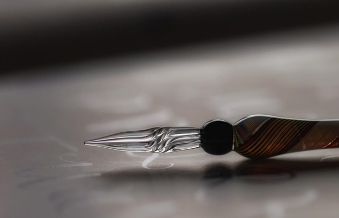 Δύο ποιήματα του Άρη Γεράρδη